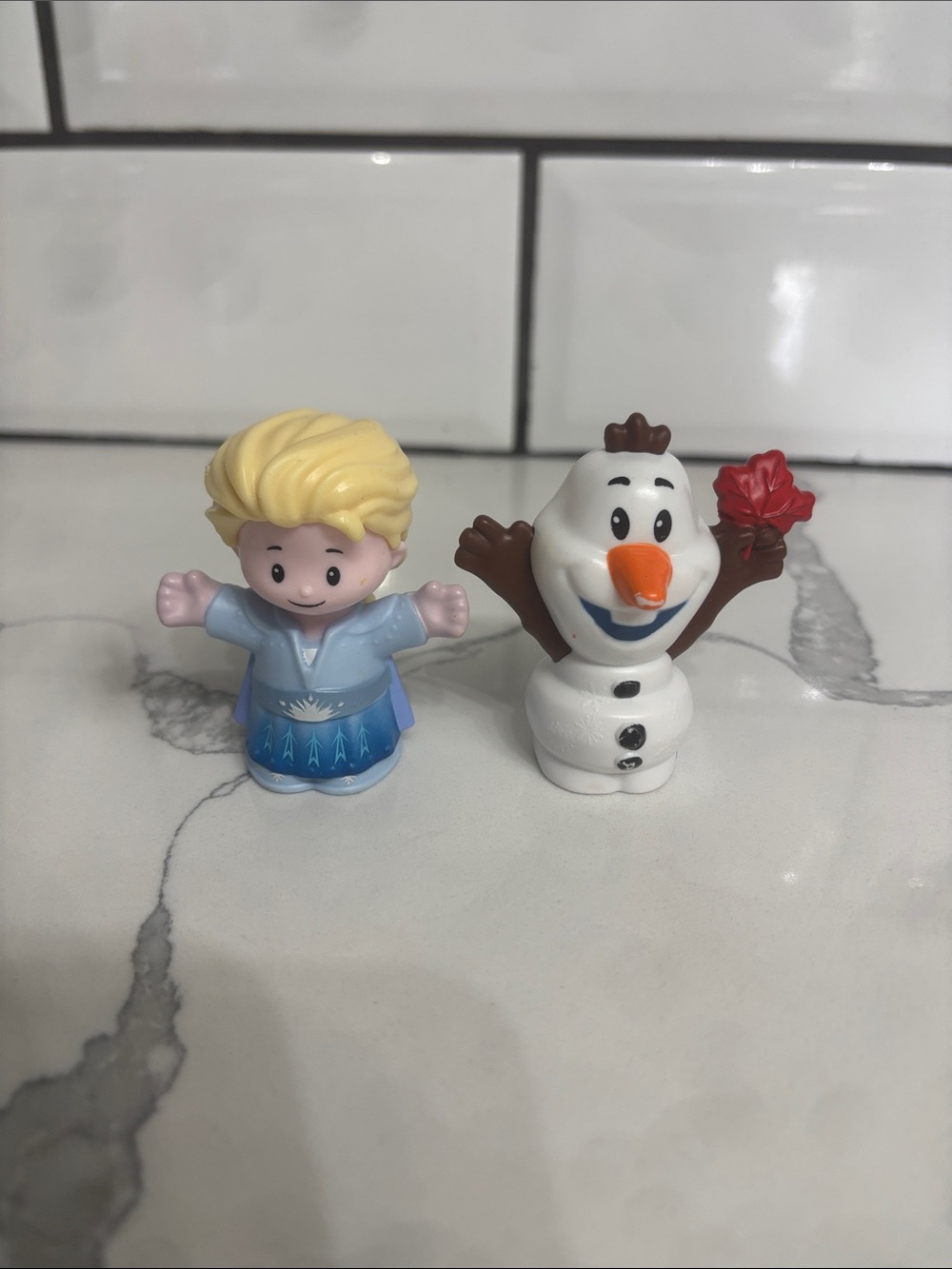 Little People Elsa and Olaf 2020